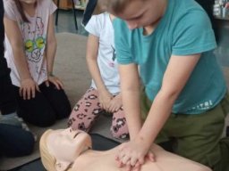 b_1024_768_0_00_images_2023_2024_Swietlica_Pierwsza_pomoc_428678022_863738612220755_612558424115435601_n